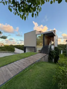 Casa de Condomínio com 4 Quartos à venda, 249m² no Alphaville (Abrantes), Camaçari