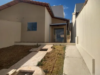Casa com 2 Quartos à venda, 160m² no São Pedro, Esmeraldas