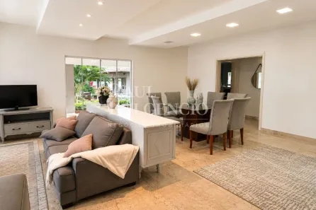 Sobrado com 4 Quartos para alugar, 491m² no Parque Residencial Alcântara, Londrina