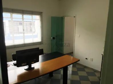 Prédio Comercial para alugar, 150m² no Centro, São José dos Campos