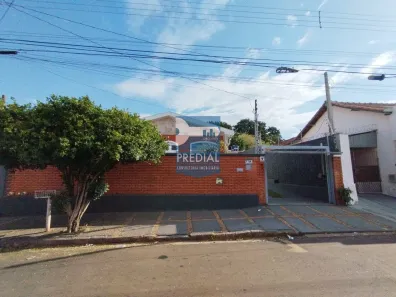 Imóvel Comercial com 4 Quartos para alugar, 297m² no Vila Prado, São Carlos