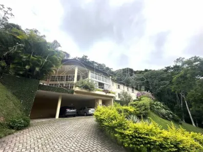 Apartamento com 4 Quartos à venda, 557m² no Nogueira, Petrópolis