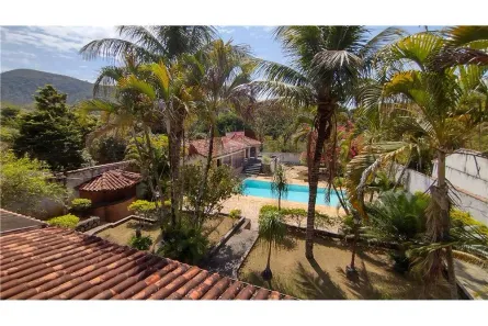 Fazenda/Sítio com 5 Quartos à venda, 600m² no Centro, Bananal