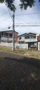 Casa com 3 Quartos para alugar, 300m² no Jardim São Pedro, Porto Alegre
