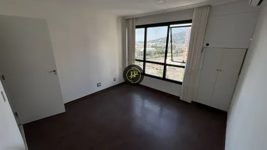 Sala Comercial à venda, 32m² no Enseada do Suá, Vitória