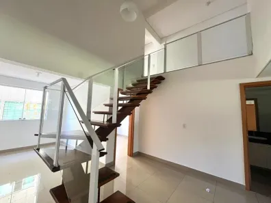 Apartamento com 4 Quartos para alugar, 110m² no Quintas, Nova Lima