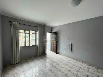 Sobrado com 3 Quartos à venda, 200m² no Jardim Marek, Santo André