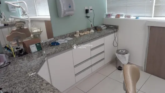 Sala Comercial à venda, 33m² no Centro Histórico, Porto Alegre