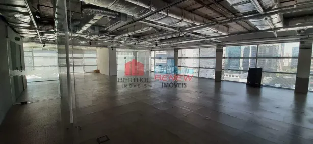Sala Comercial para alugar, 200m² no Vila Olímpia, São Paulo