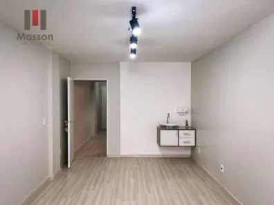 Sala Comercial para alugar, 61m² no Centro, Juiz de Fora