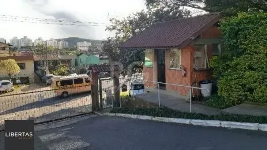 Lote/Terreno à venda, 293m² no Cavalhada, Porto Alegre
