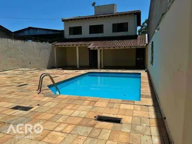 Casa com 6 Quartos para alugar, 417m² no Parque Jardim Europa, Bauru