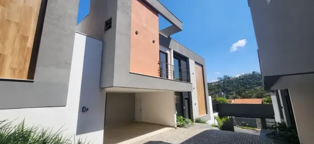 Casa de Condomínio com 3 Quartos à venda, 241m² no Parque Jardim da Serra, Juiz de Fora