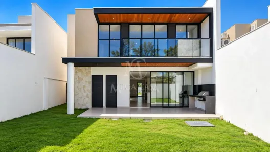 Casa de Condomínio com 3 Quartos à venda, 260m² no Vina Del Mar, Juiz de Fora