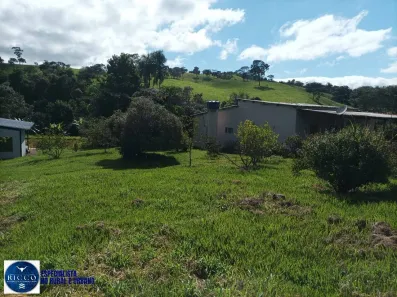 Fazenda/Sítio com 4 Quartos à venda, 1m² no Centro, Abadiânia
