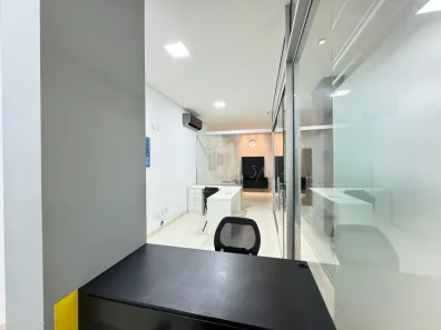 Ponto Comercial à venda, 113m² no Meia Praia, Itapema