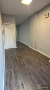 Sala Comercial para alugar, 57m² no Centro, Balneário Camboriú