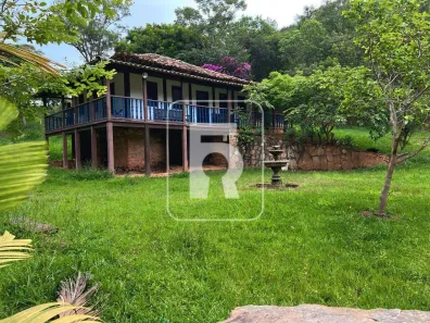 Fazenda/Sítio com 6 Quartos à venda, 1500000m² no Centro, Queluzito