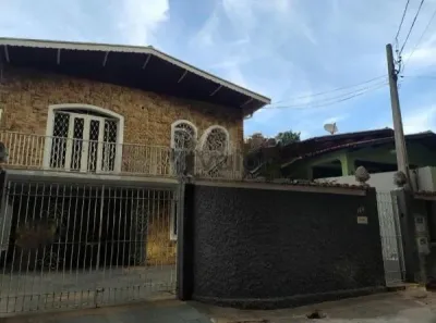 Sobrado com 3 Quartos à venda, 267m² no Vila Santa Isabel, Campinas