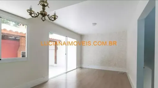 Casa de Condomínio com 3 Quartos para alugar, 220m² no Vila São Silvestre, São Paulo