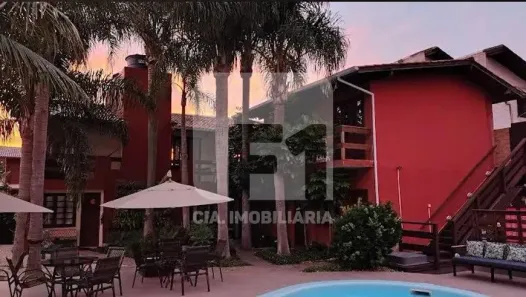 Imóvel Comercial com 12 Quartos à venda, 530m² no Daniela, Florianópolis