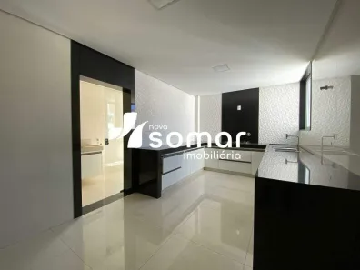 Apartamento com 4 Quartos para alugar, 130m² no Afonso Pena, Divinópolis
