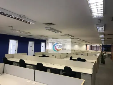 Sala Comercial para alugar, 251m² no Vila Olímpia, São Paulo