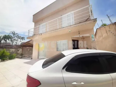 Sobrado com 3 Quartos para venda ou aluguel, 126m² no Praia das Palmeiras, Caraguatatuba