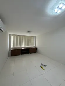 Sala Comercial para alugar, 35m² no Santo Antônio, Recife