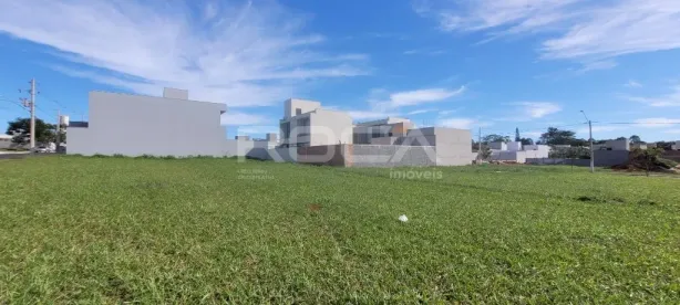 Lote/Terreno à venda, 250m² no Residencial Samambaia, São Carlos