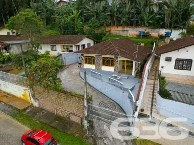 Casa com 3 Quartos à venda, 165m² no Guanabara, Joinville