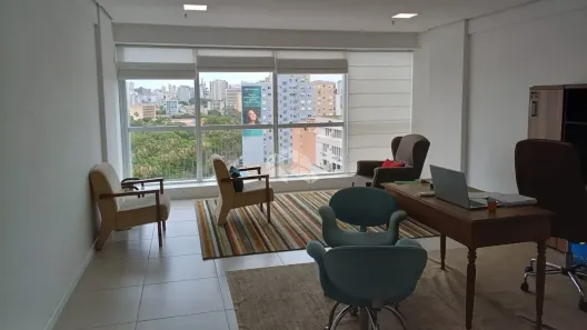 Sala Comercial à venda, 40m² no Bom Fim, Porto Alegre