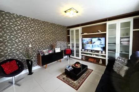 Casa com 3 Quartos à venda, 260m² no Itacorubi, Florianópolis