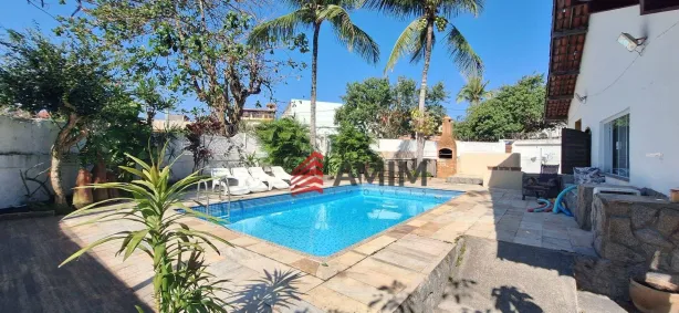 Casa com 3 Quartos à venda, 253m² no Piratininga, Niterói