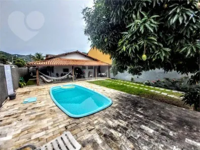 Casa com 3 Quartos à venda, 170m² no Piratininga, Niterói