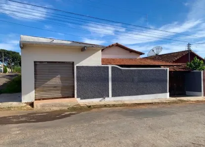 Casa com 3 Quartos à venda, 360m² no Centro, Caetanópolis