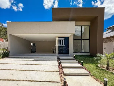 Casa de Condomínio com 3 Quartos à venda, 330m² no Prata, Teresópolis