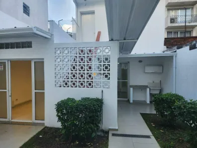Casa com 4 Quartos para alugar, 262m² no Pinheiros, São Paulo