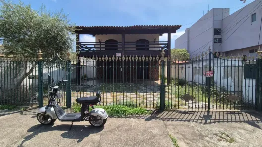 Sobrado com 4 Quartos à venda, 360m² no Piratininga, Niterói