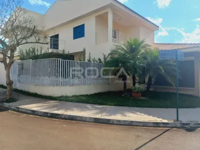 Casa com 3 Quartos à venda, 232m² no Loteamento Habitacional São Carlos 1, São Carlos