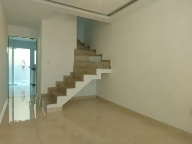 Casa de Condomínio com 2 Quartos à venda, 65m² no Bangu, Rio de Janeiro