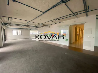 Sala Comercial para alugar, 230m² no Santo Amaro, São Paulo