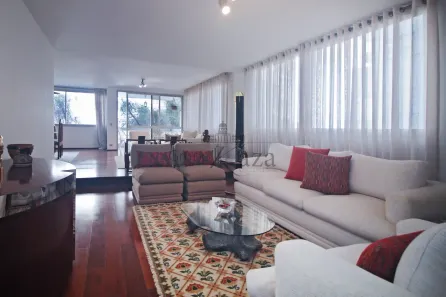 Apartamento com 3 Quartos à venda, 212m² no Santa Cecília, São Paulo