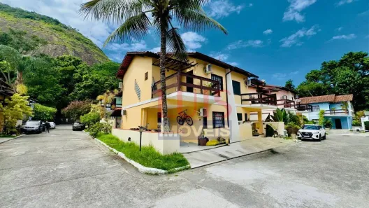Casa de Condomínio com 4 Quartos à venda, 150m² no Itaipu, Niterói