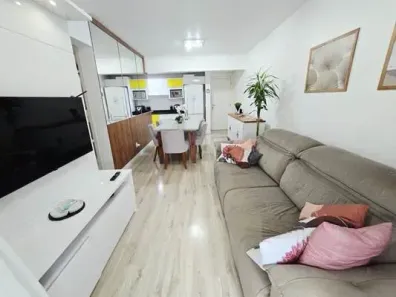 Apartamento com 2 Quartos à venda, 67m² no Praia Comprida, São José