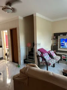 Sobrado com 3 Quartos à venda, 136m² no Vila Domitila, São Paulo