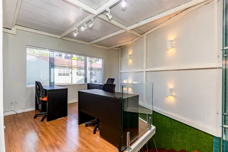 Sala Comercial para alugar, 13m² no Juvevê, Curitiba
