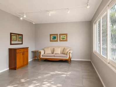 Casa com 3 Quartos para alugar, 231m² no Três Figueiras, Porto Alegre