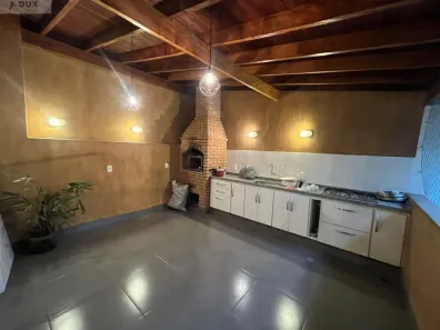 Casa de Condomínio com 3 Quartos para alugar, 160m² no Jardim Marajoara, São Paulo