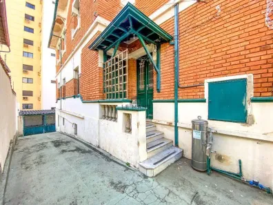 Imóvel Comercial com 3 Quartos para venda ou aluguel, 220m² no Centro, Piracicaba
